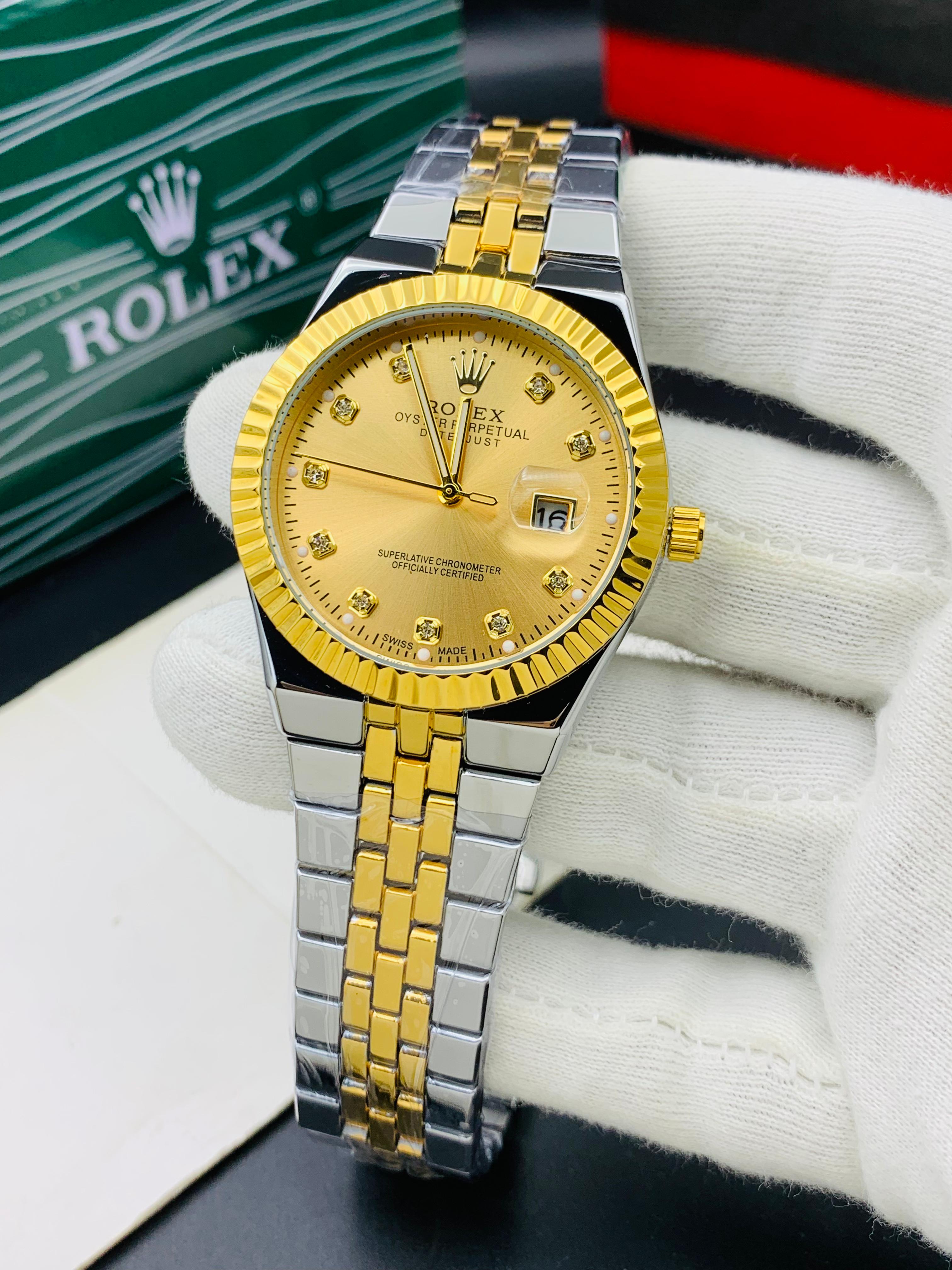 Rolex Land Deweller - golden dail