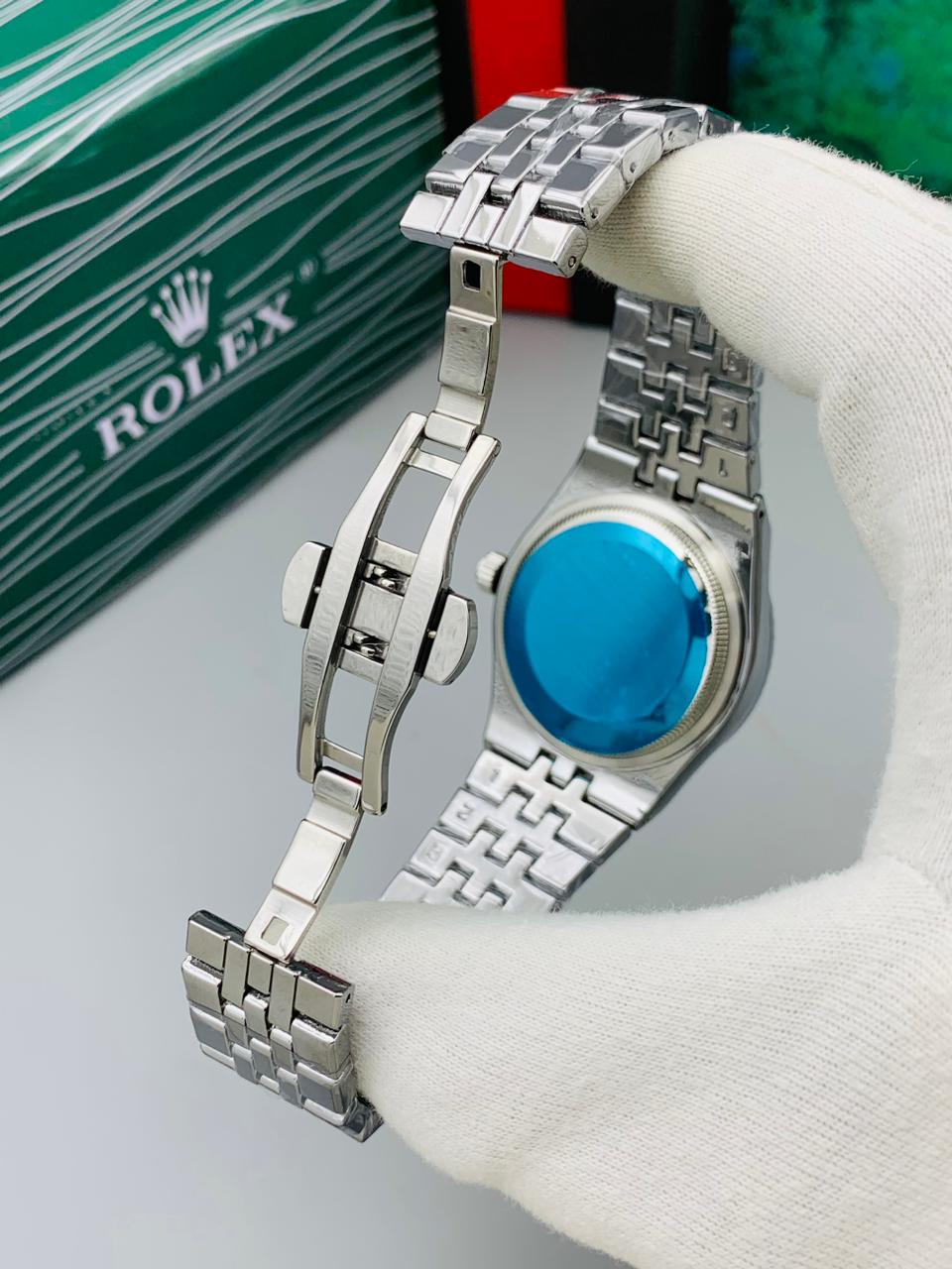 Rolex Land deweller - silver dail