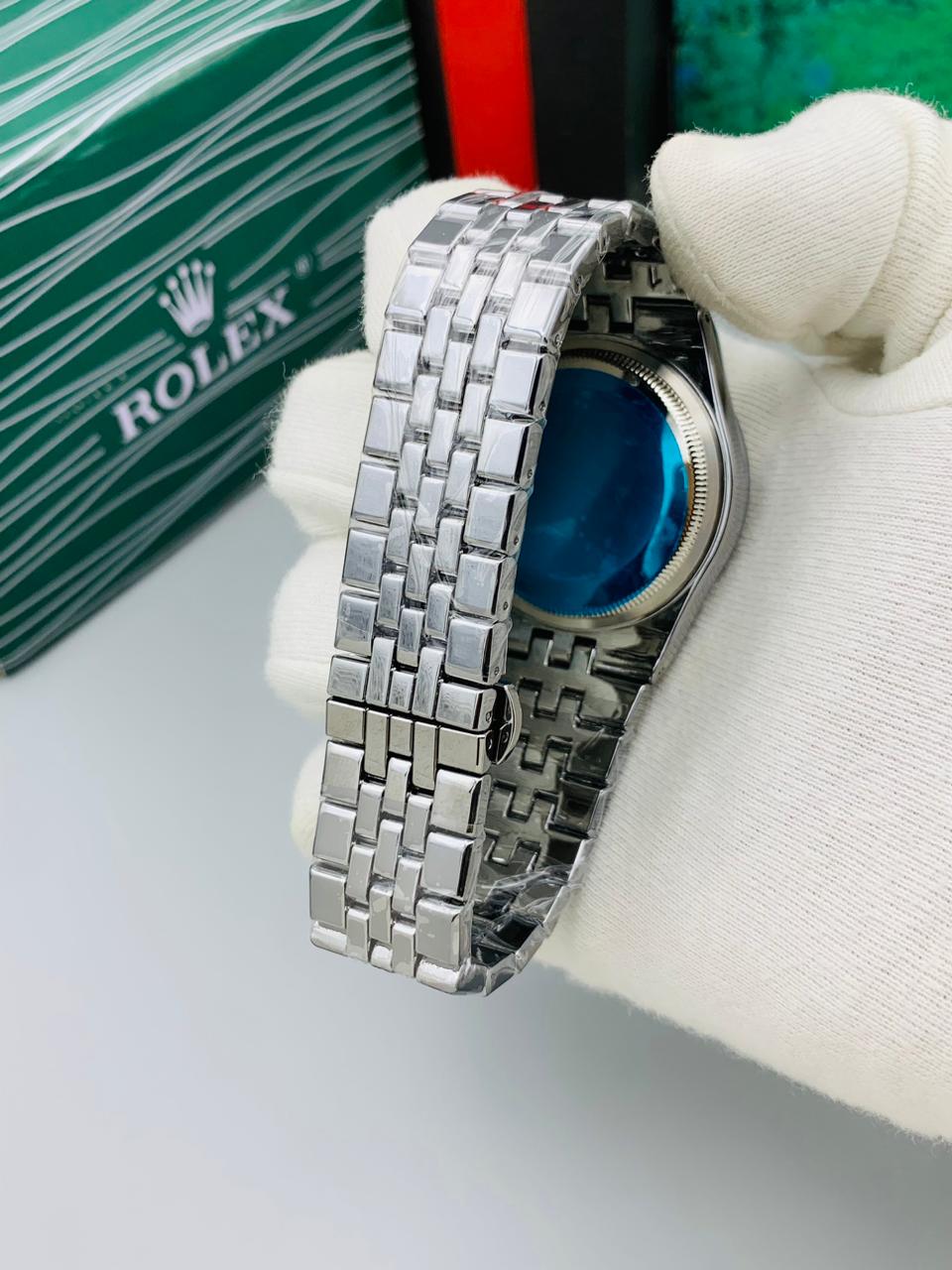 Rolex Land deweller - silver dail