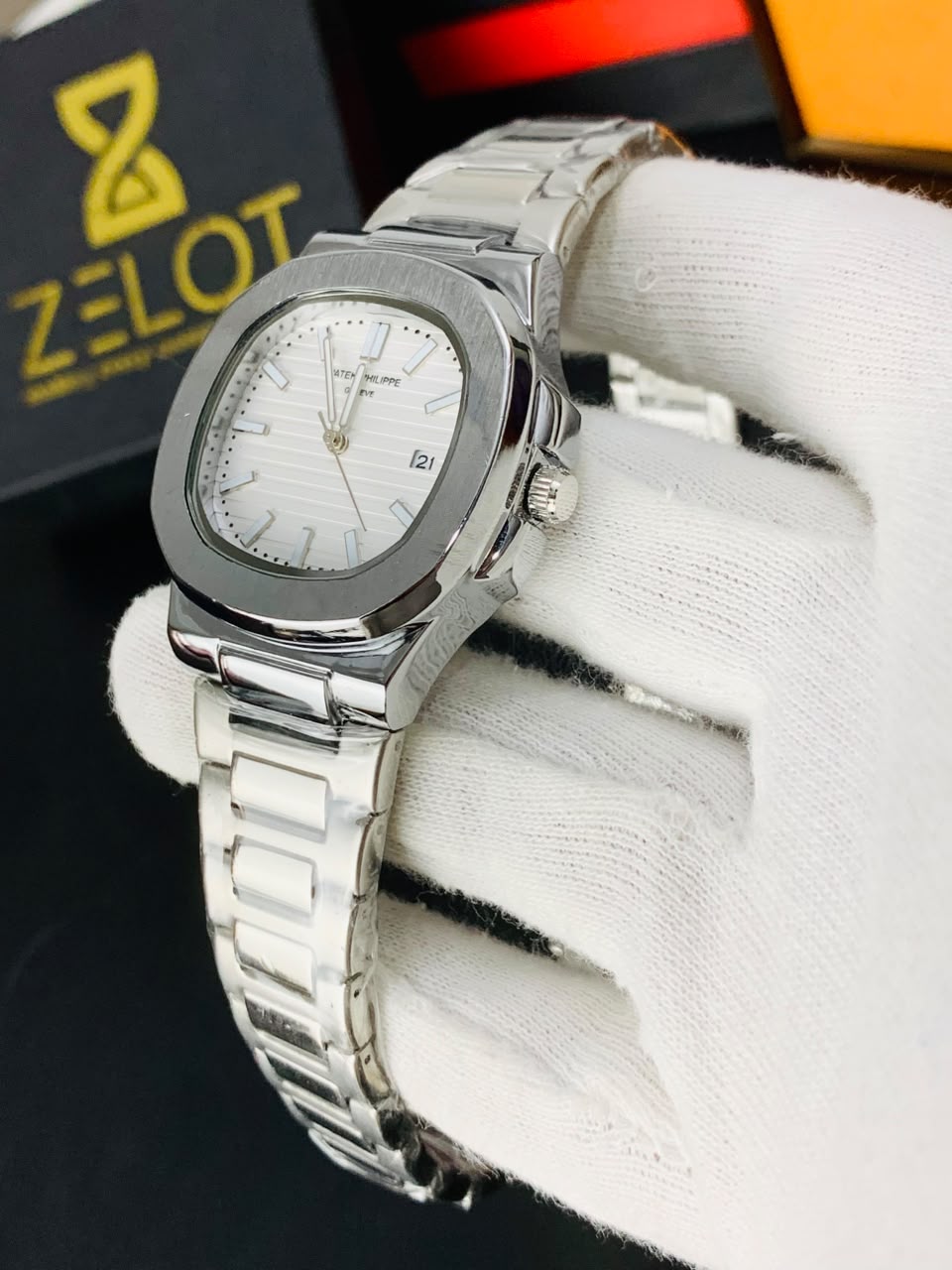 Patek-Phillippe | white dail