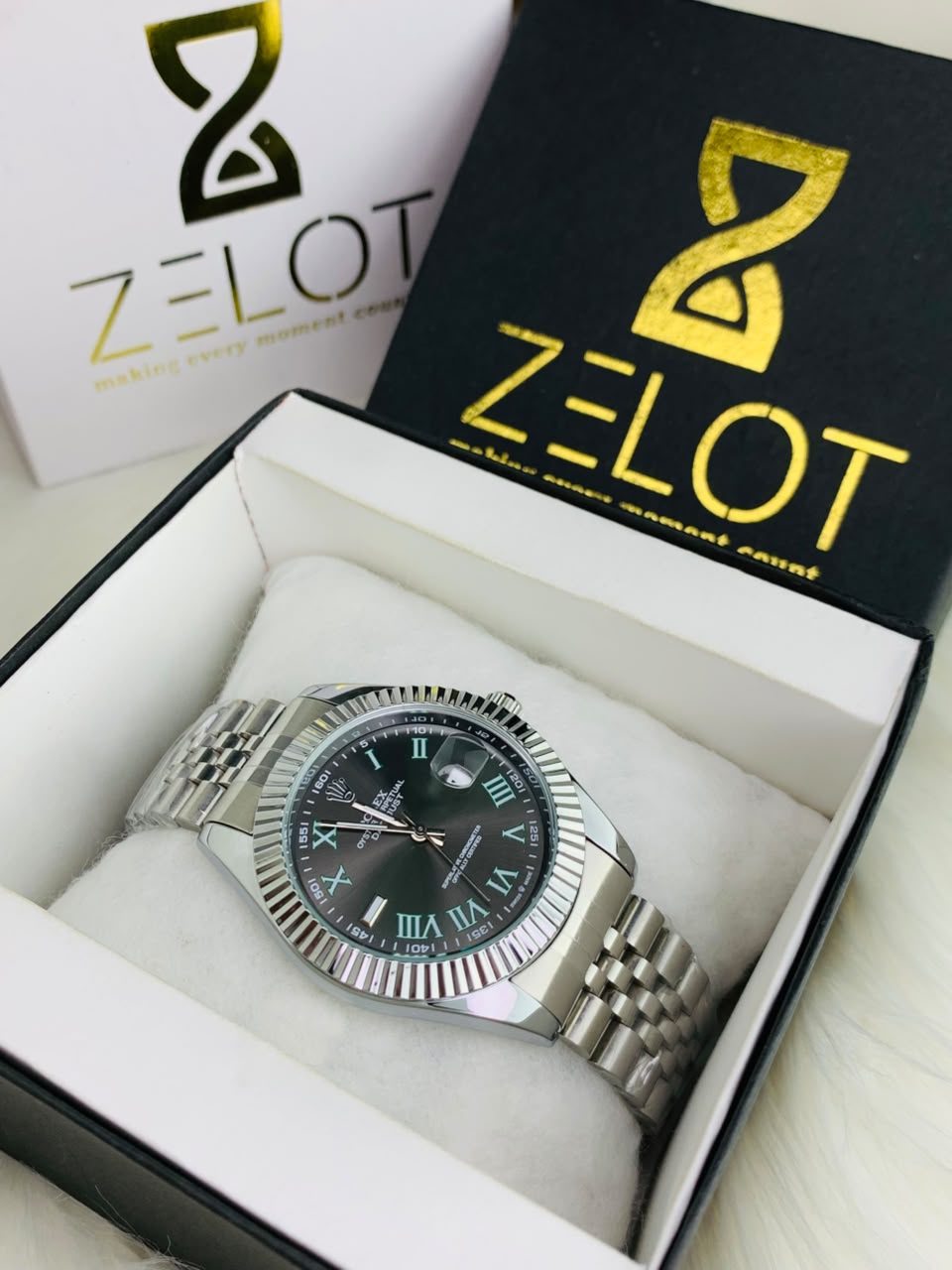 Roman Model Date Just | green