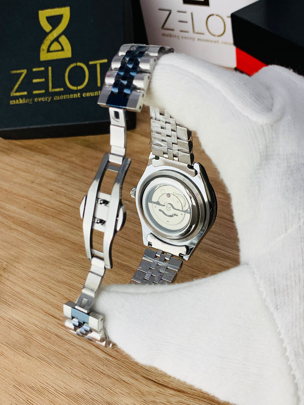 Semi Auto Stone Model | silver blue | jubilee chain